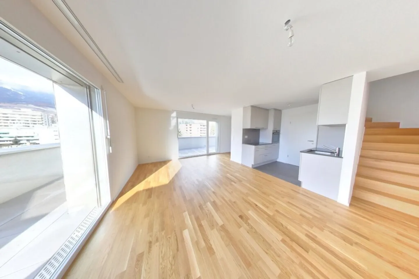 Da afferrare! Magnifico duplex in un quartiere verdeggiante! - Foto 3 di 5