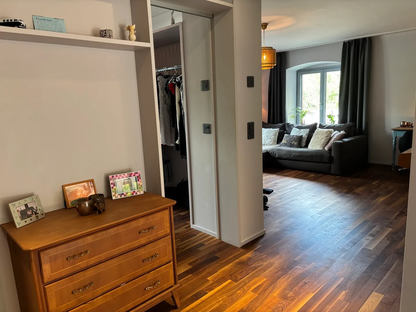 APPARTAMENTO 2½ STANZE A WINTERTHUR - WÜLFLINGEN, ARREDATO, TEMPORANEO - Foto 4 di 10