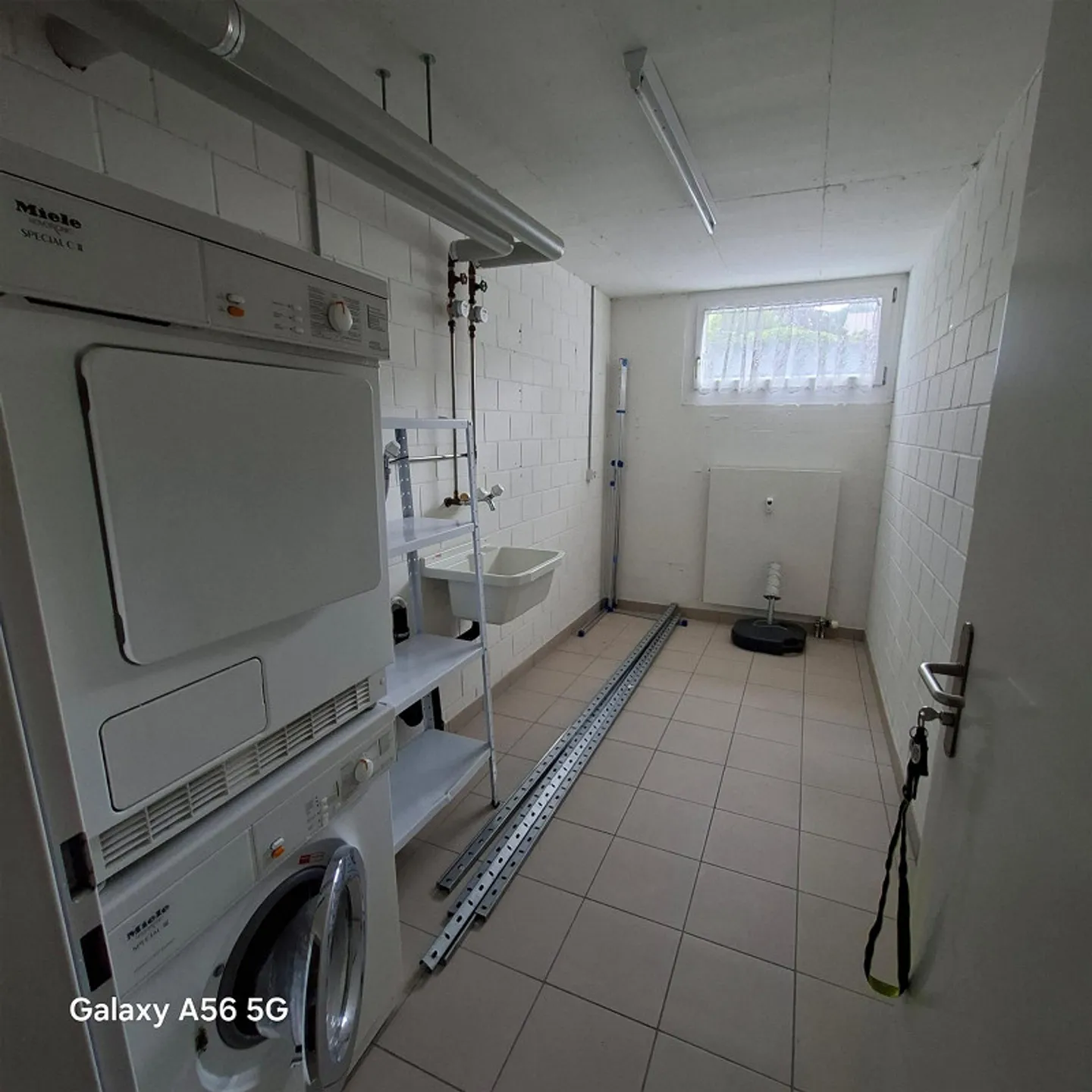 Appartamento 3.5 locali con balcone e incluso EHP in una posizione centrale - Foto 16 di 17