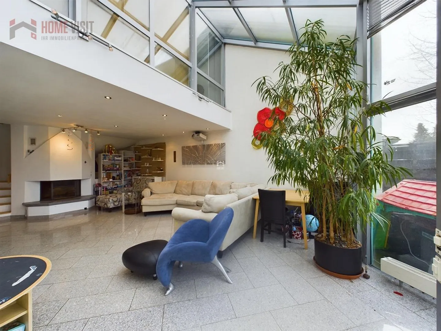 Maison familiale avec revenu locatif - Photo 4 sur 16