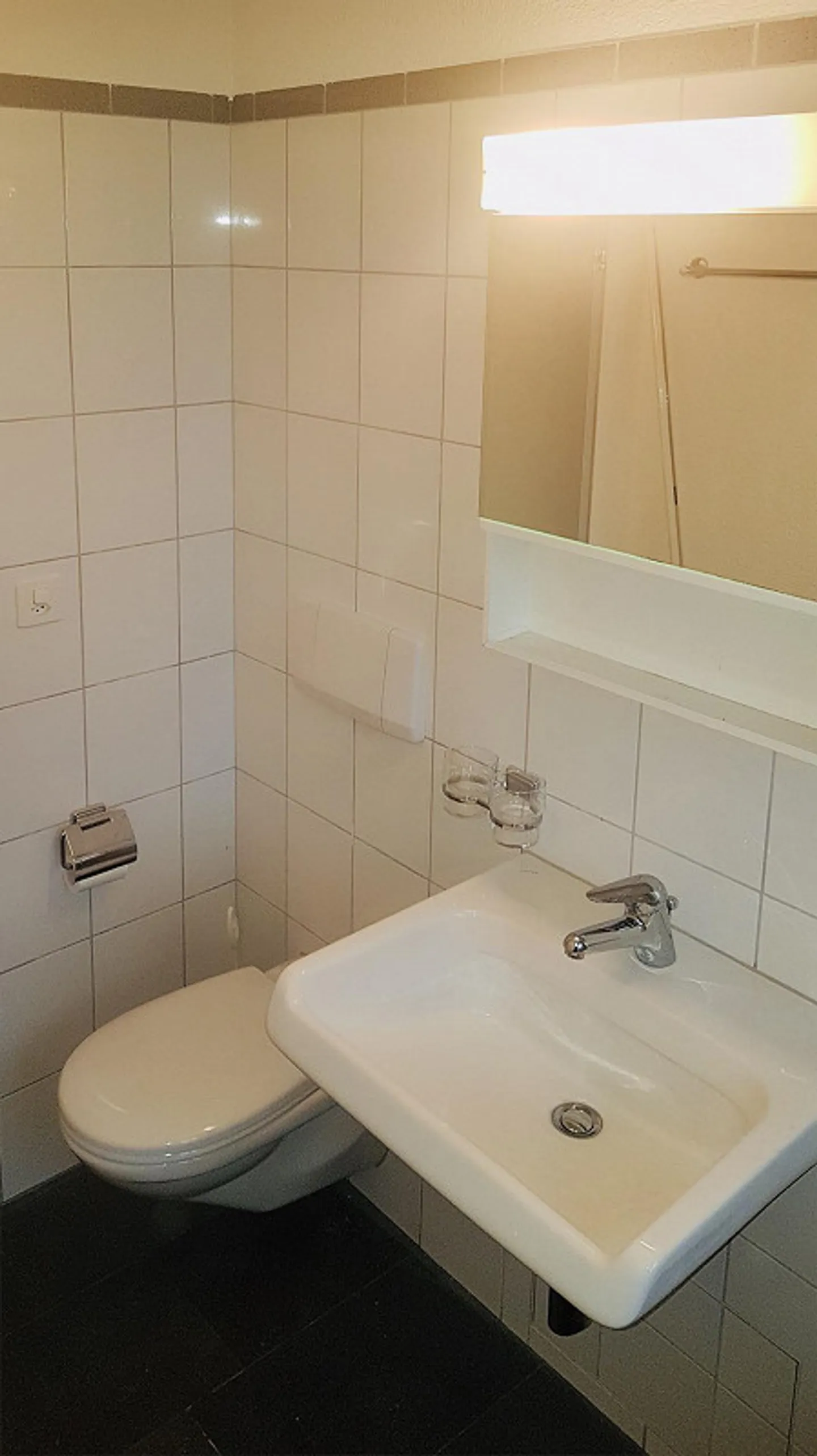 Appartamento 3.5 locali (1° piano R) nel centro del villaggio eppure nel verde - Foto 6 di 16
