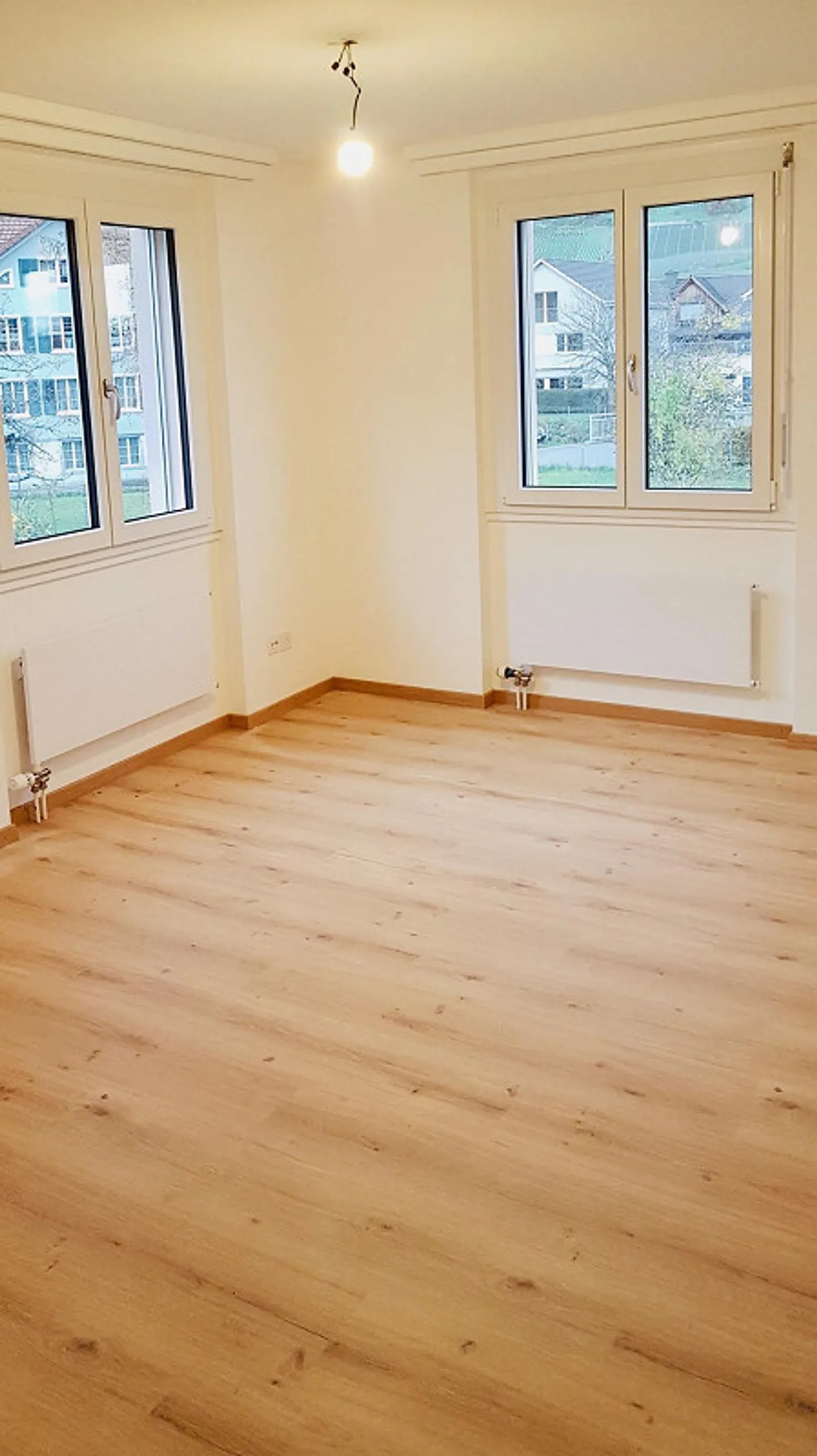 Appartamento 3.5 locali (1° piano R) nel centro del villaggio eppure nel verde - Foto 8 di 16