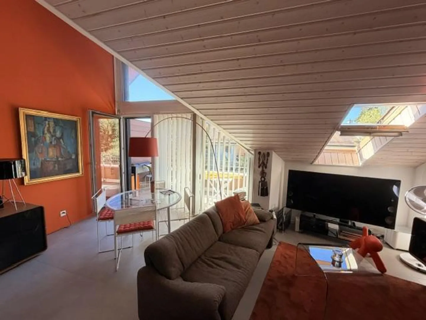Charmante Dachwohnung in Founex - Foto 2 von 16