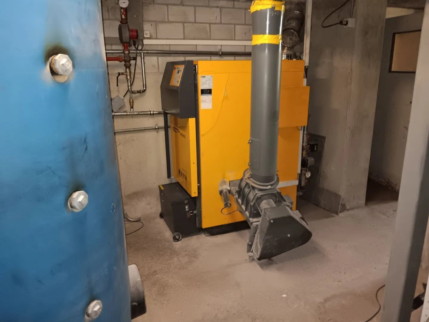 Courchapoix: Bauernhof 196m² Bauernhof in zentraler Zone - Preisgelegenheit - Foto 13 von 13