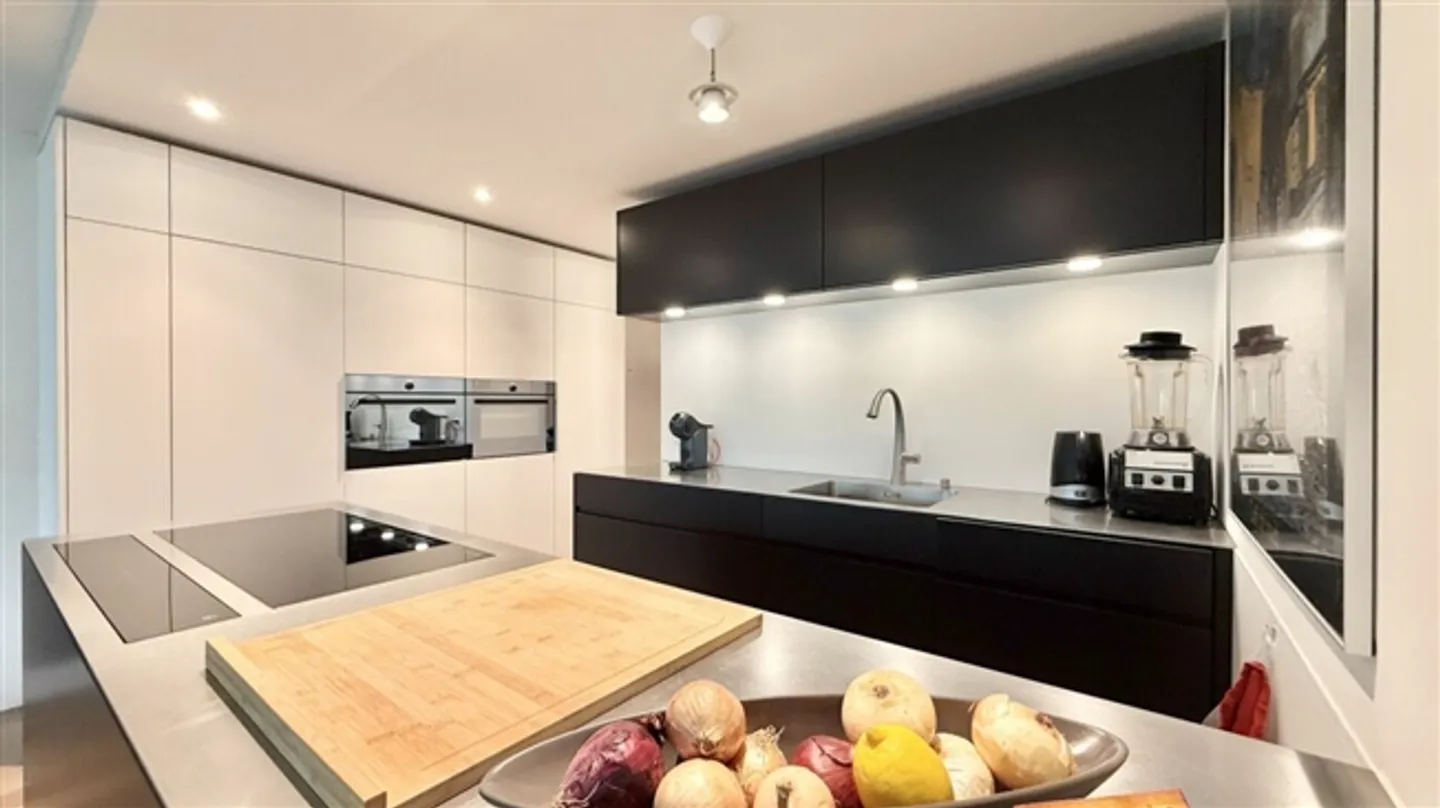 Appartement de jardin exclusif et luxueux de 3,5 pièces - Photo 4 sur 13