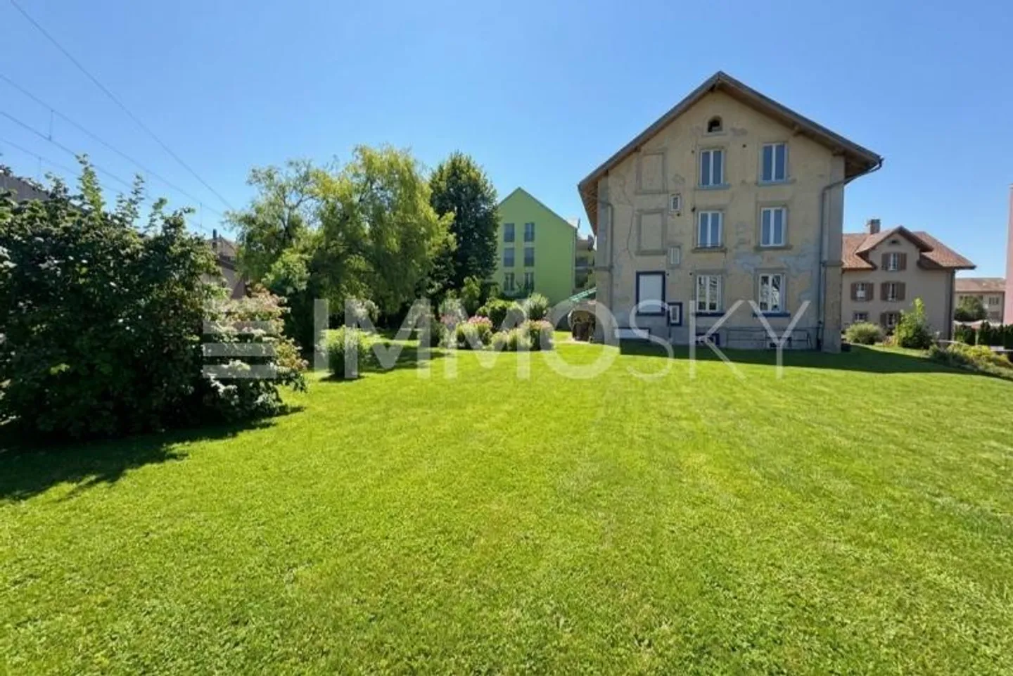 Espace pour votre vision  Terrain spacieux à Biel - Photo 2 sur 7