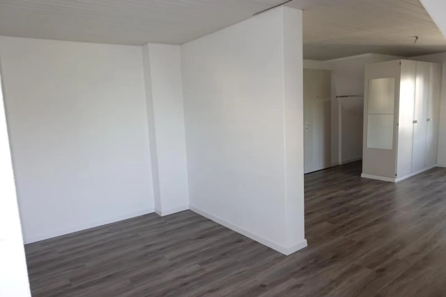 1.5 Room Old Building / Attic Apartment with a lot of Comfort - Photo 4 of 11