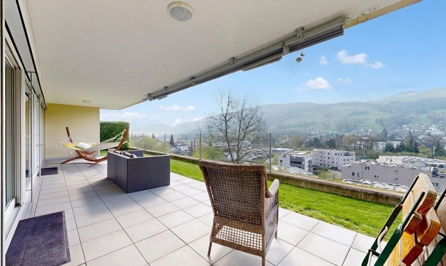 Appartement de jardin 3,5 pièces avec beaucoup d'intimité - Photo 7 sur 11