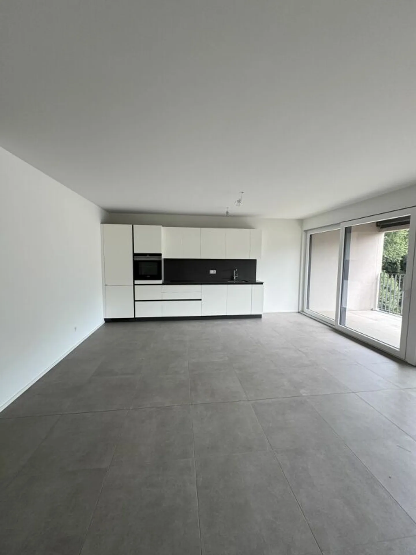 Appartamento in affitto - Foto 3 di 8