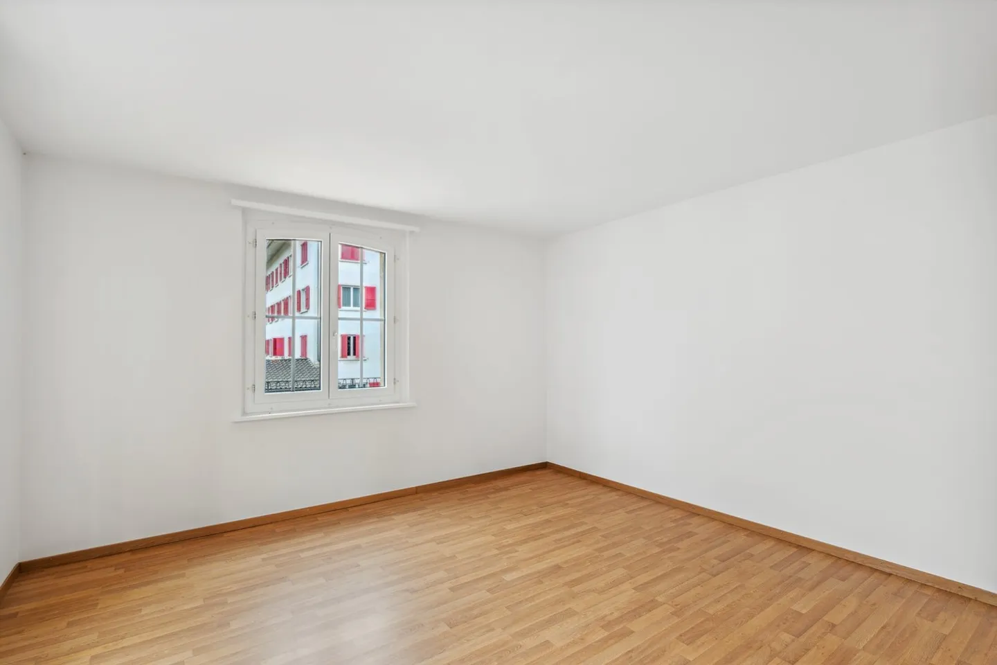 2 Room Apartment, 2540 Grenchen - Photo 2 of 5