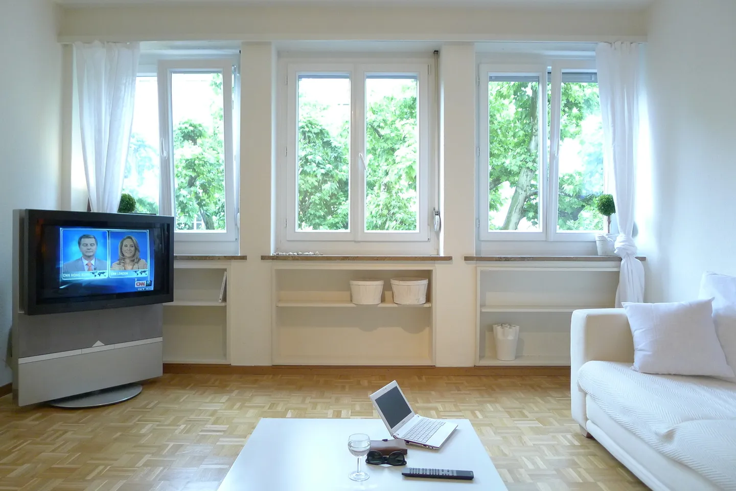 Charming Apartment in Zurich - Photo 3 of 6