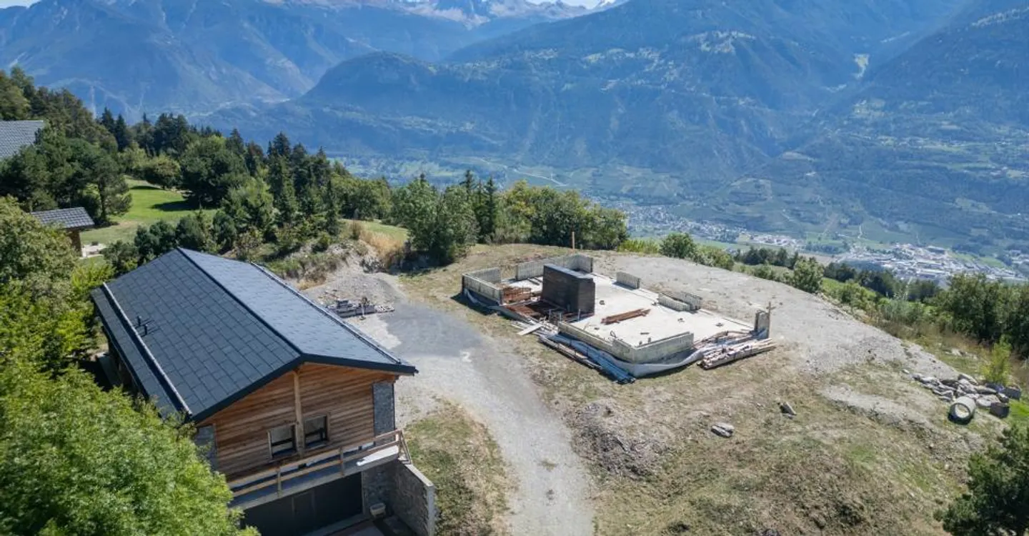6000.Vue panoramique - Projet Chalet à vendre à Sergnou -Crans-Montana - Photo 1 of 12