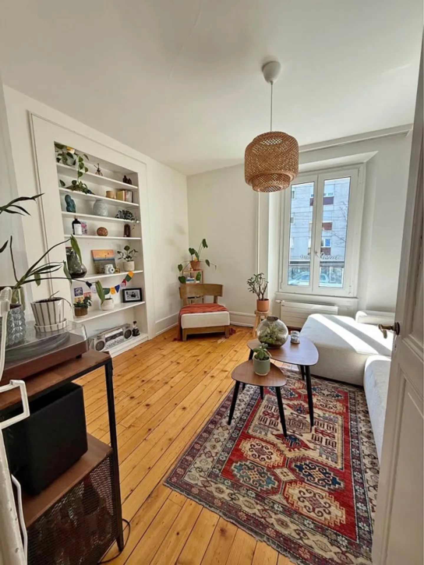 Lausanne - 3.5 room apartment ideally located near Sauvabelin - August 1st - Photo 2 of 10