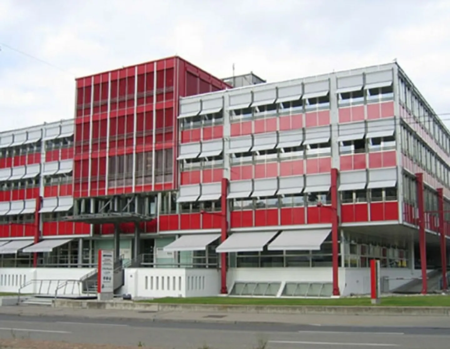 Votre bureau avec une présence maximale sur la Zürcherstrasse - Photo 9 sur 10