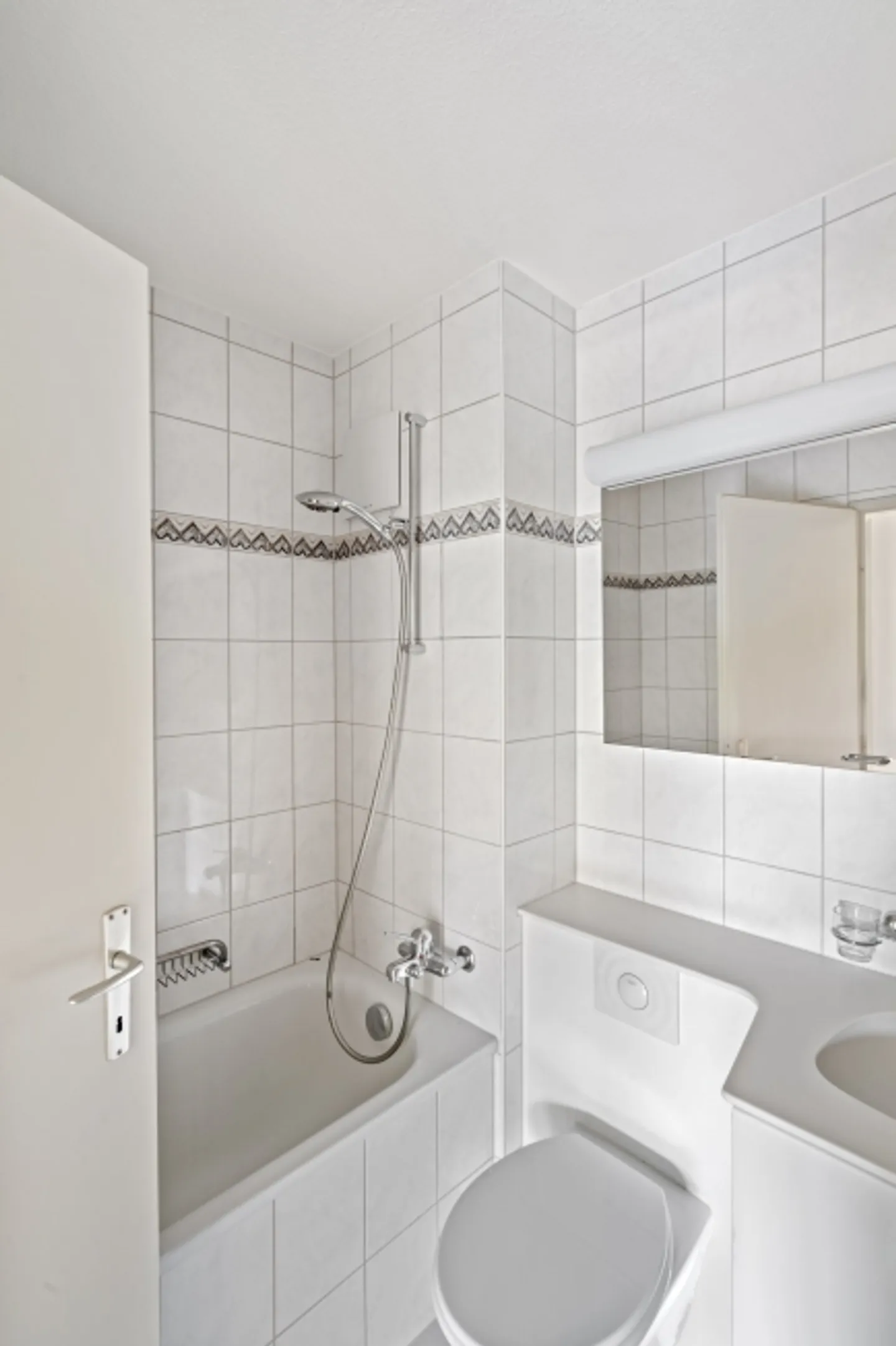 Charmante Wohnung in Oberwinterthur - Foto 3 von 5