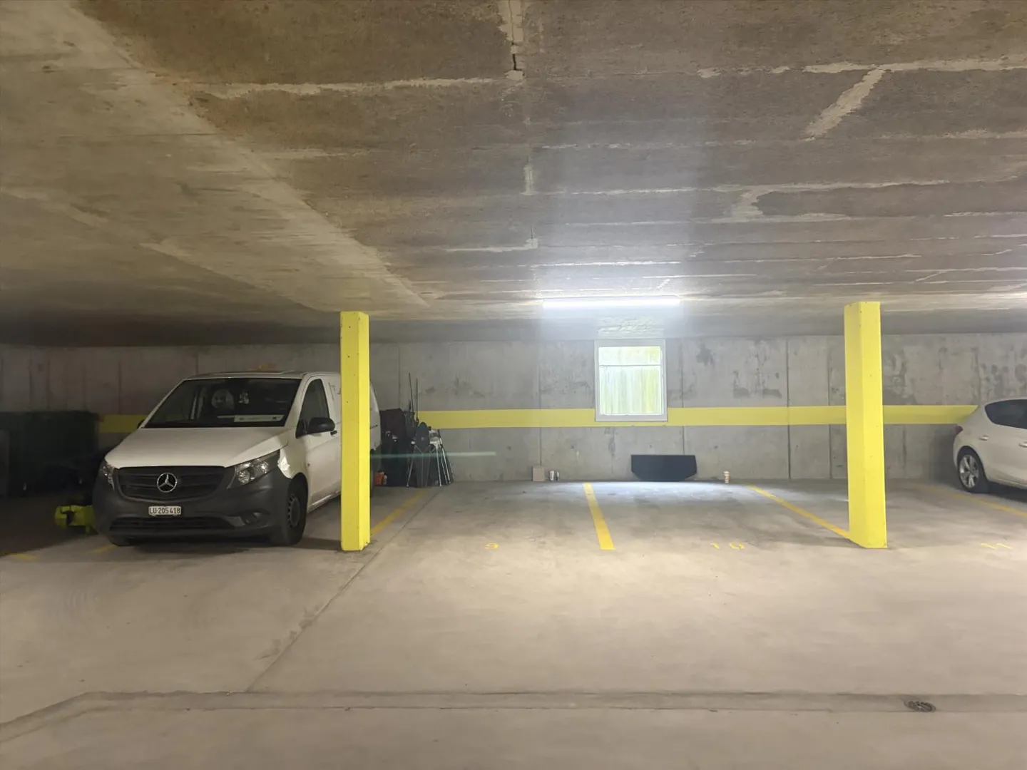 Stress-free parking? We have the space for you! - Photo 2 of 2