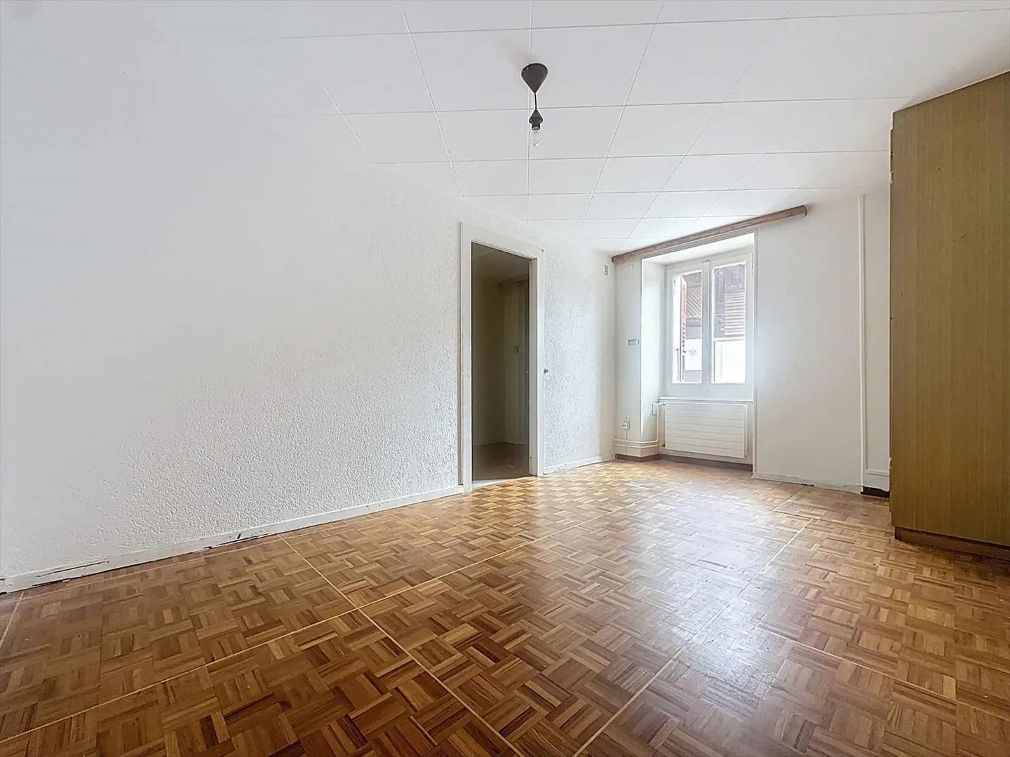 Residential building for sale - Photo 4 of 13