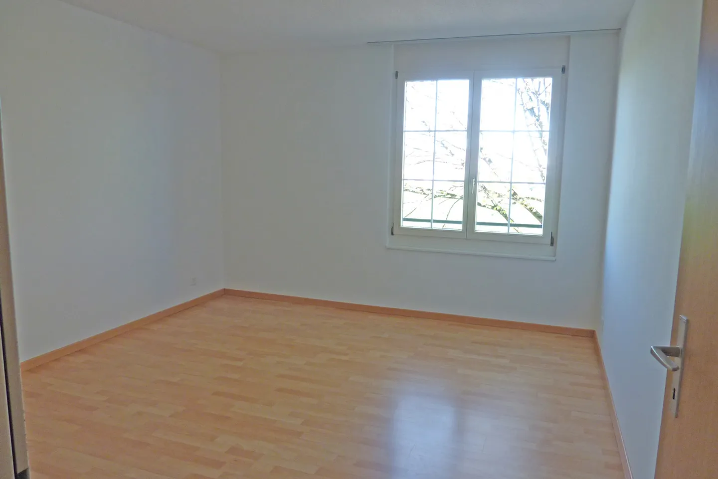 Sunny residential area with large garden seating area - Photo 8 of 10