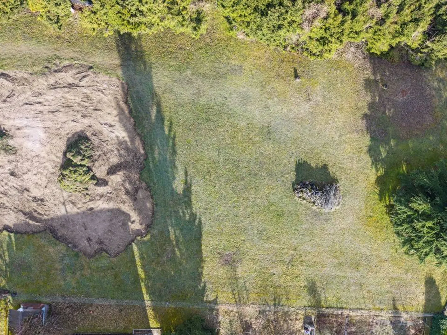 Baugrundstück von ~775 m² mit anpassbarem Bauprojekt - Foto 5 von 5