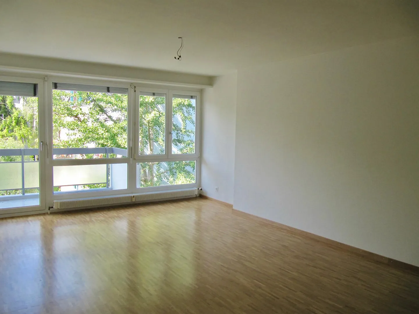 Schön und zentral gelegene 4.5 Zimmer Wohnung - Foto 1 von 15