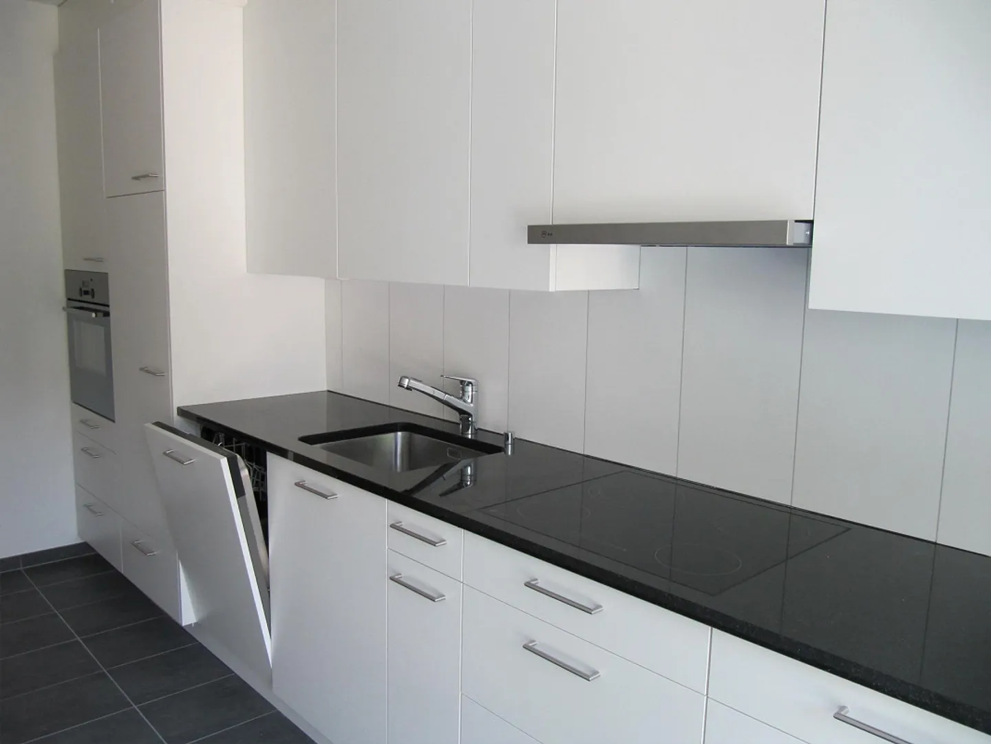 Schön und zentral gelegene 4.5 Zimmer Wohnung - Foto 4 von 15