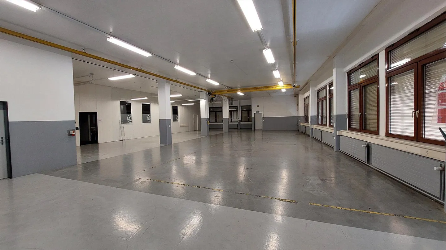Vielseitige Gewerbefläche in Ursenbach - Foto 4 von 6
