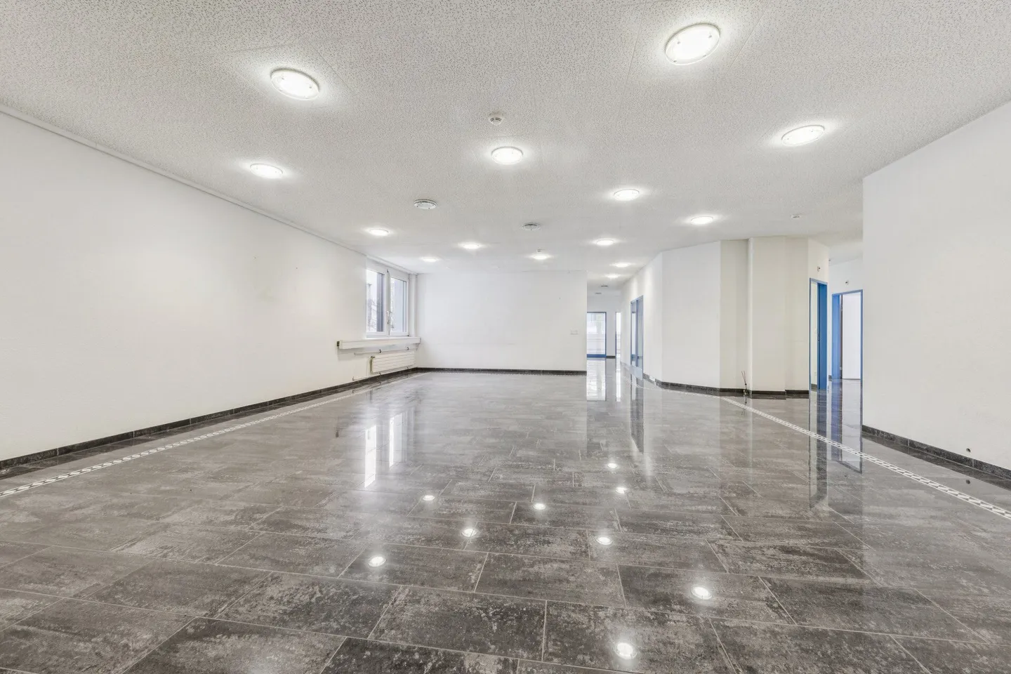 Modernes Büro in Dättwil - Foto 4 von 18