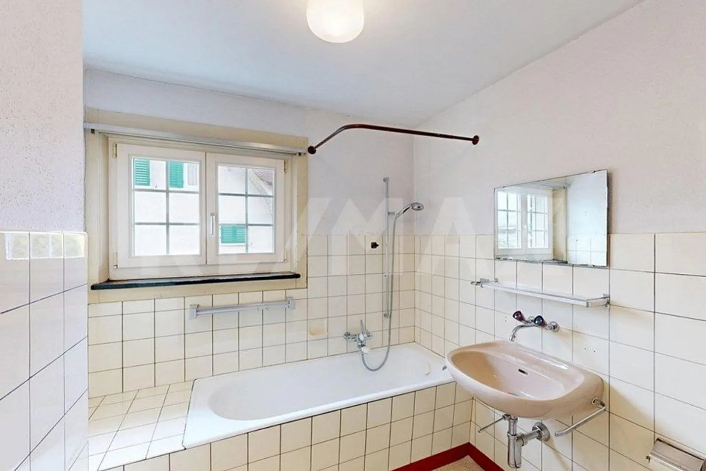 Maison de coin historique de 4 pièces - Photo 8 sur 13