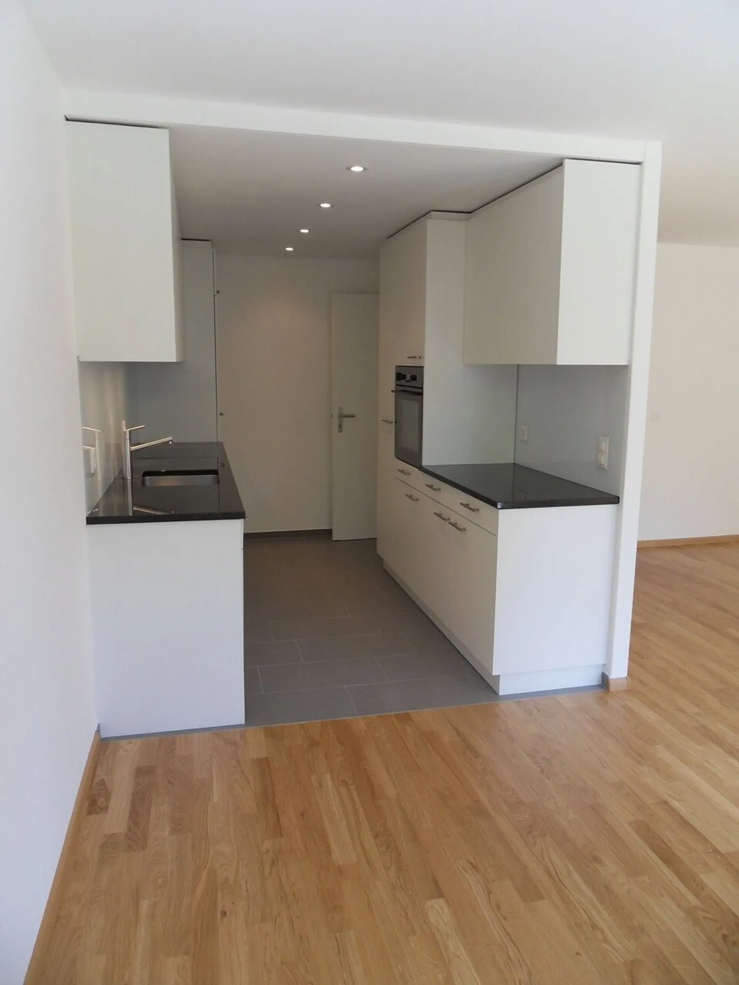 Wohnung mieten - Foto 2 von 8