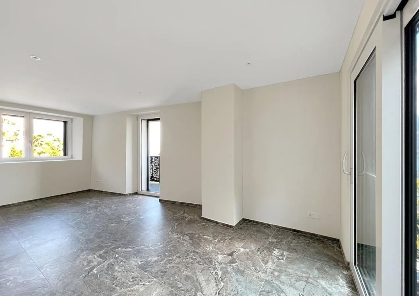 Charming Family Home - Photo 7 of 19