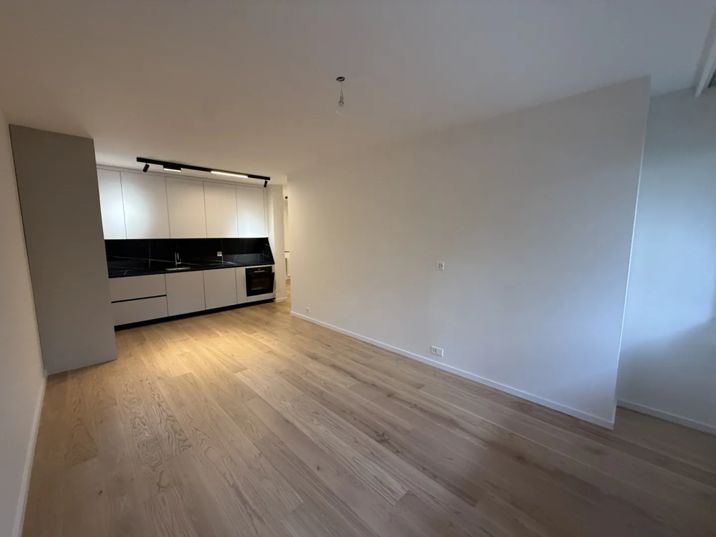 Wunderschöne, vollständig renovierte Wohnung im Herzen von Saint-Jean - Foto 2 von 8