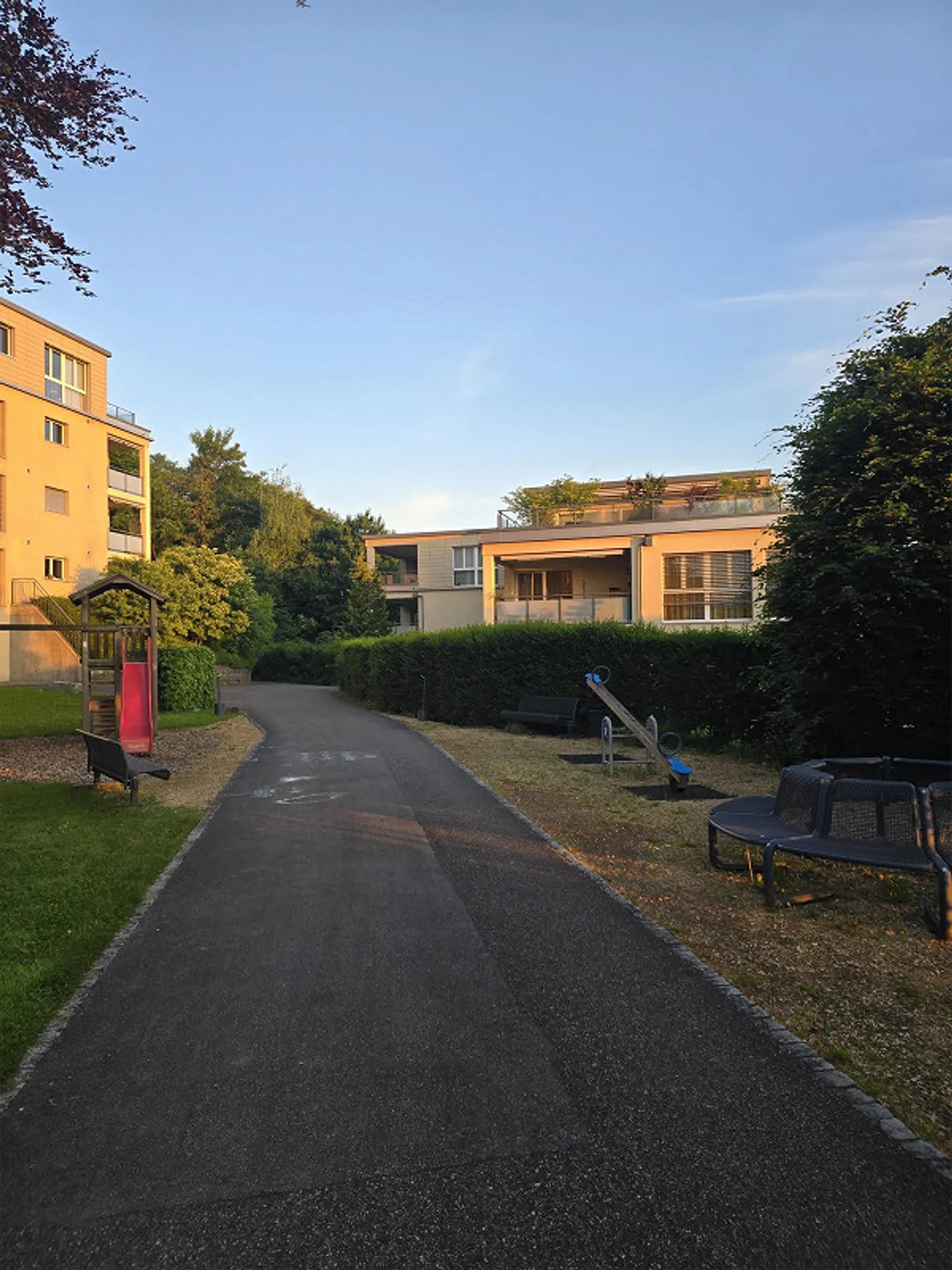 Appartement de jardin attrayant de 4,5 pièces dans un emplacement privilégié à Allschwil - Photo 10 sur 11