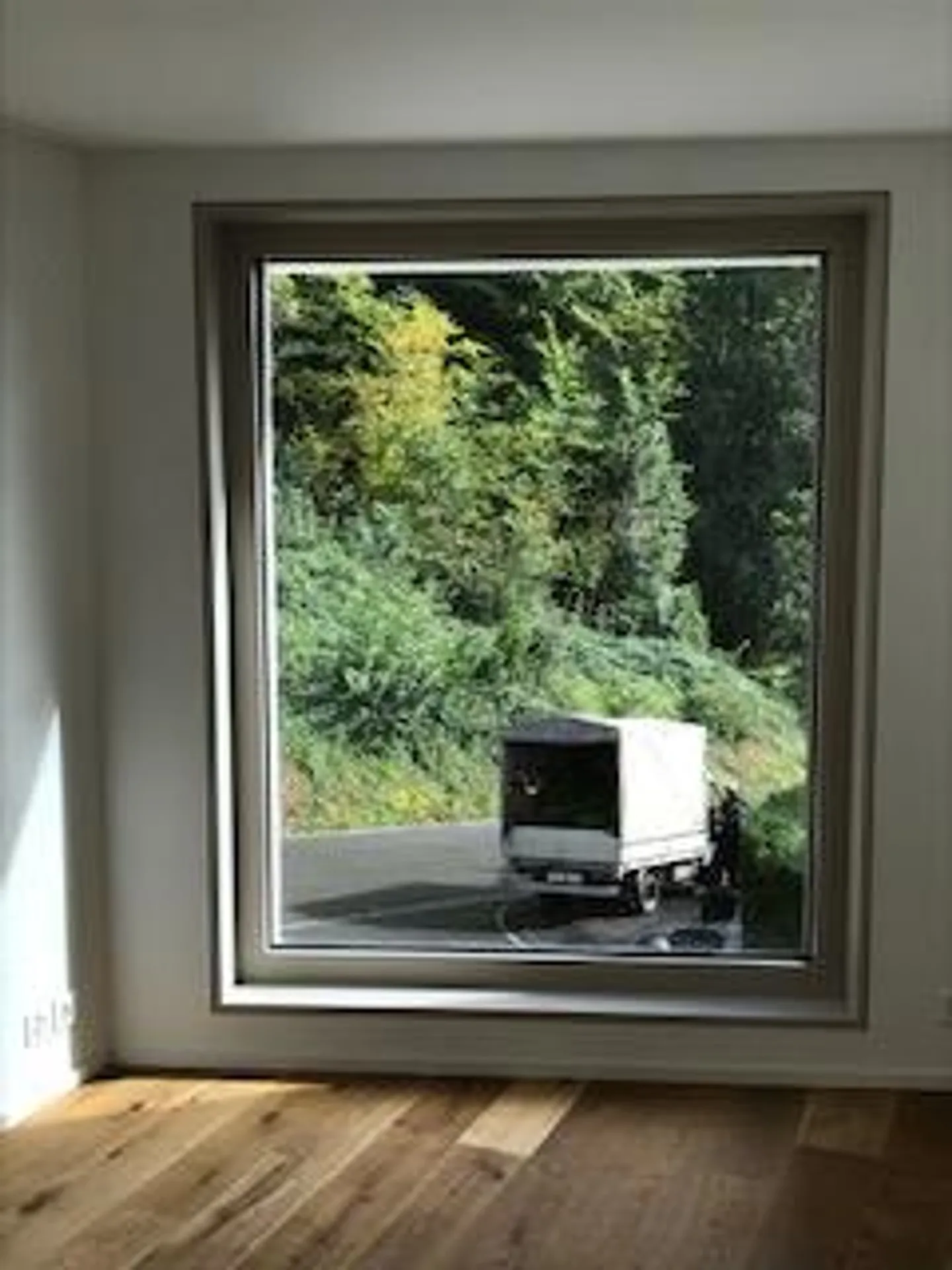 Appartamento luminoso di 4,5 stanze al 1° piano / standard di alta qualità - Foto 5 di 8
