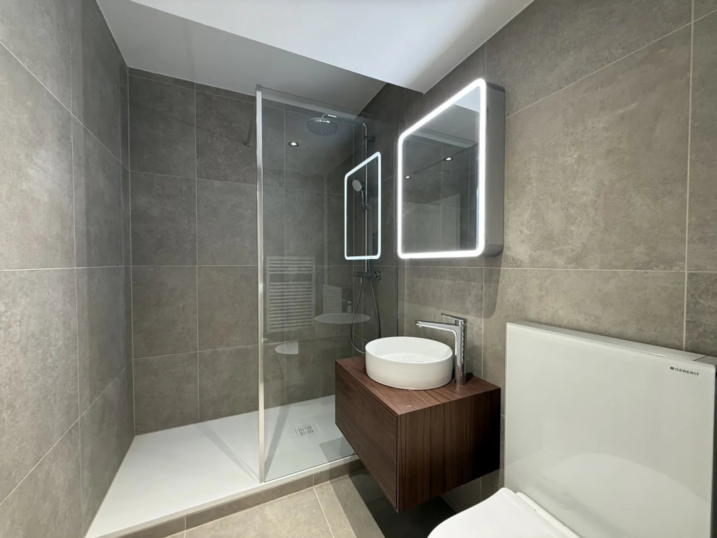 Wunderschöne, vollständig renovierte Wohnung im Herzen von Saint-Jean - Foto 8 von 8