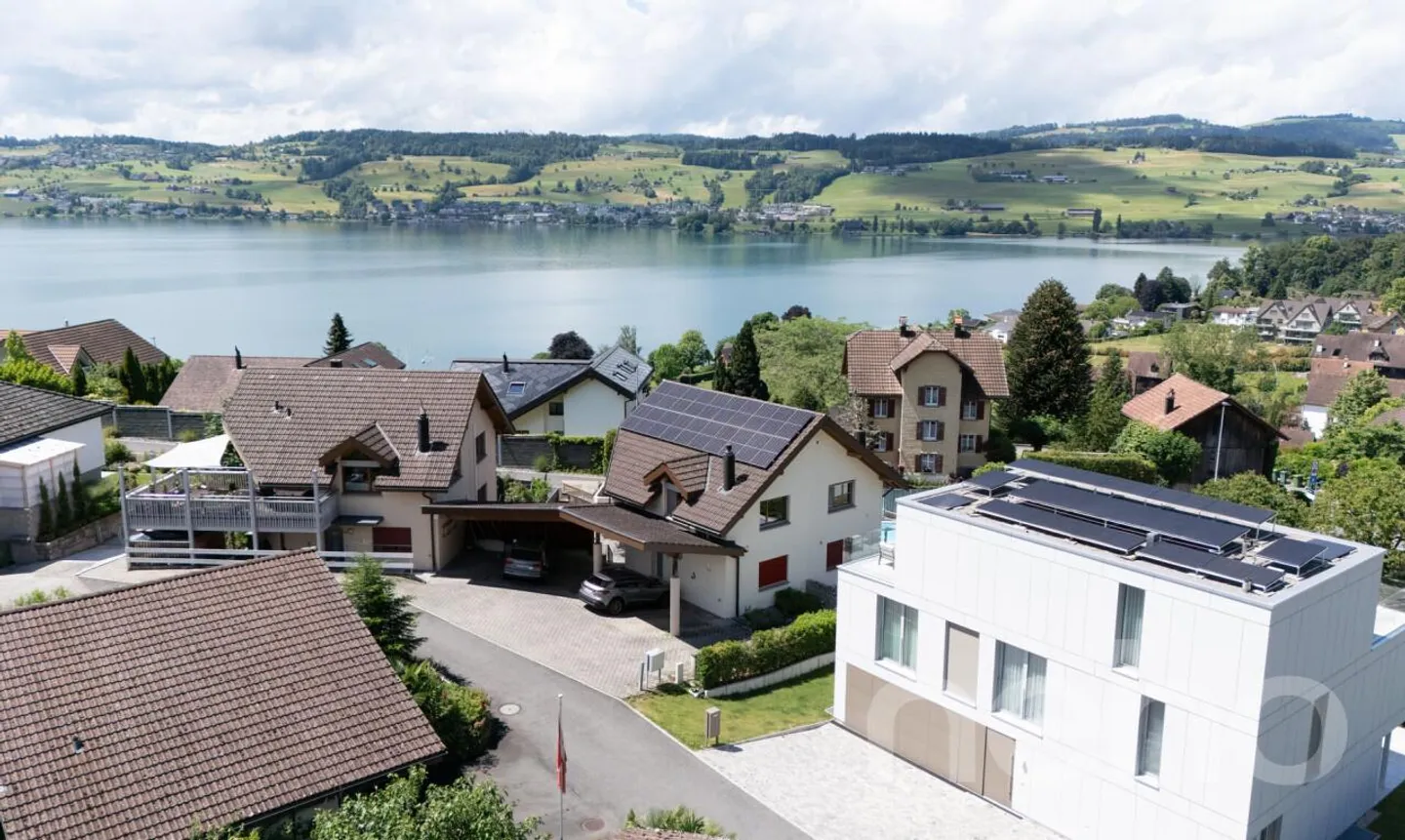 Semi-Detached House with Double Carport and Photovoltaic System - Photo 2 of 13