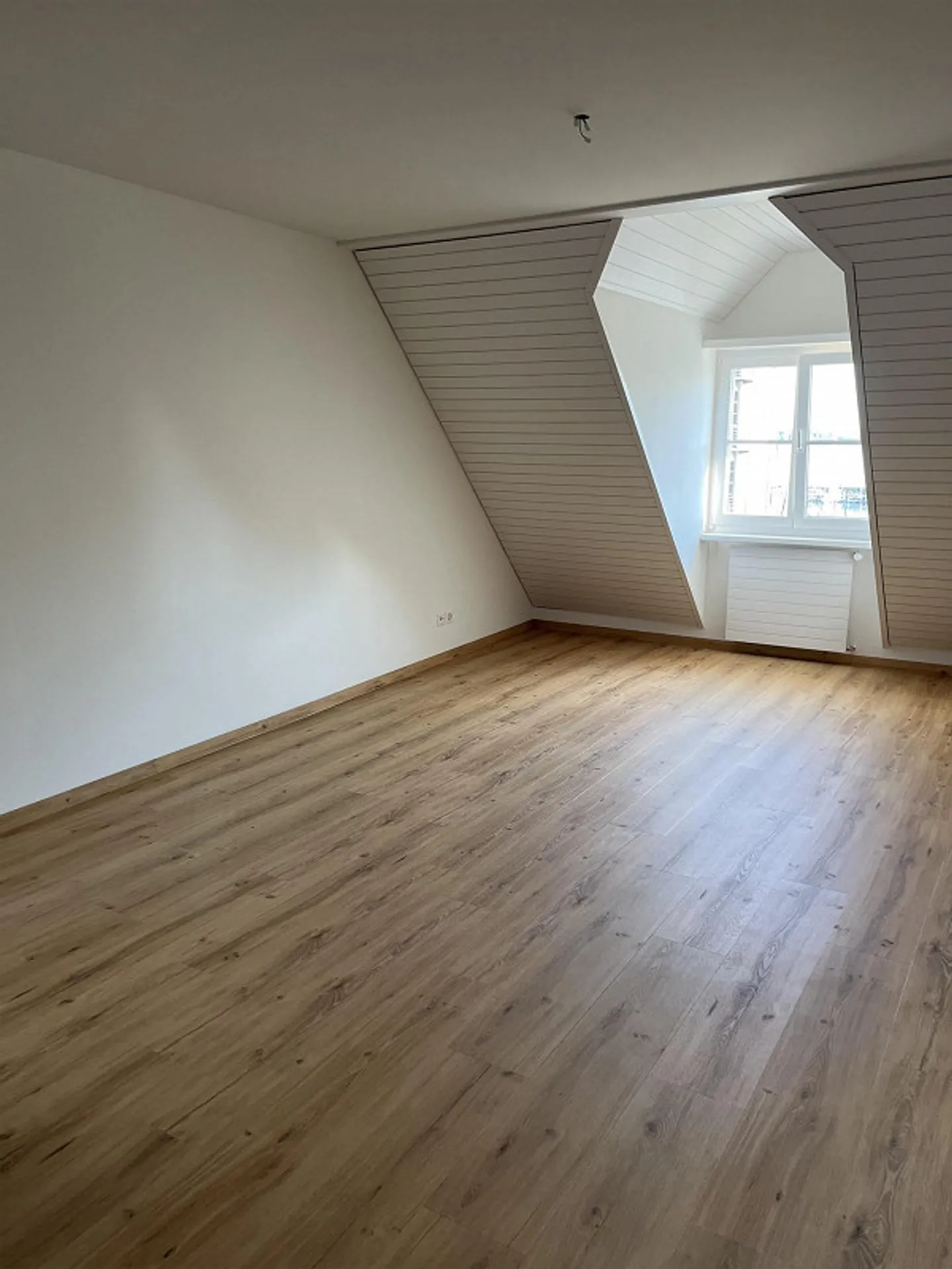 Apartment with lake view - Photo 6 of 12