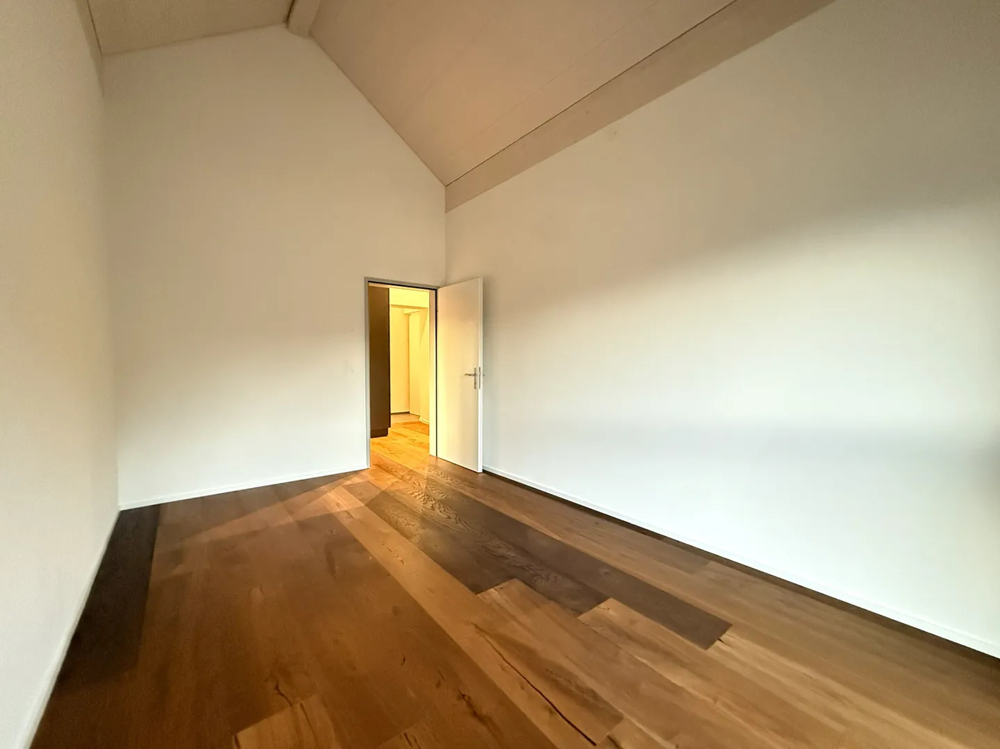 5.5-Zimmer-Dachwohnung mit Bergsicht in Heimberg kaufen - Foto 9 von 13