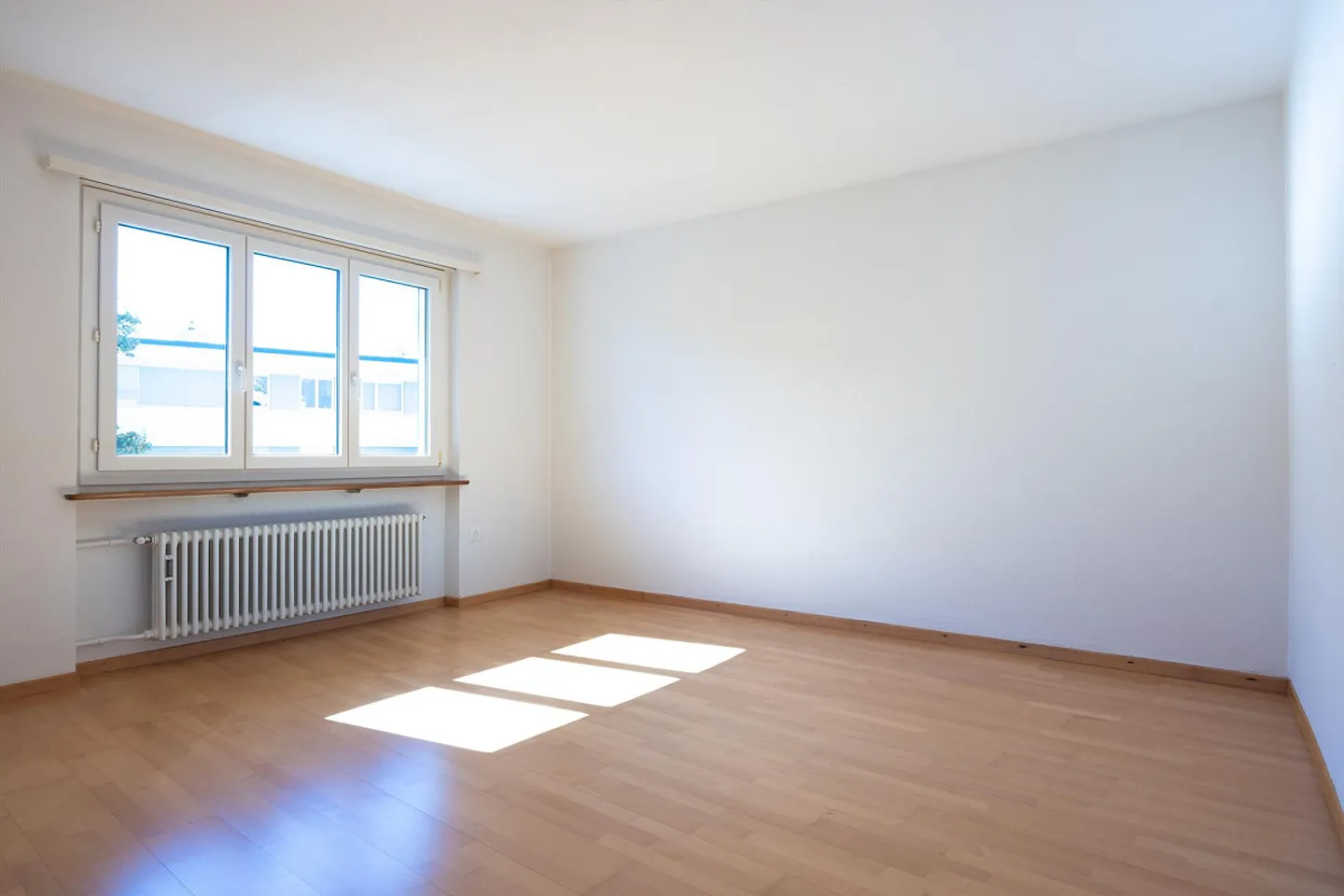 Geräumige Wohnung mit grossem Balkon - Foto 5 von 10