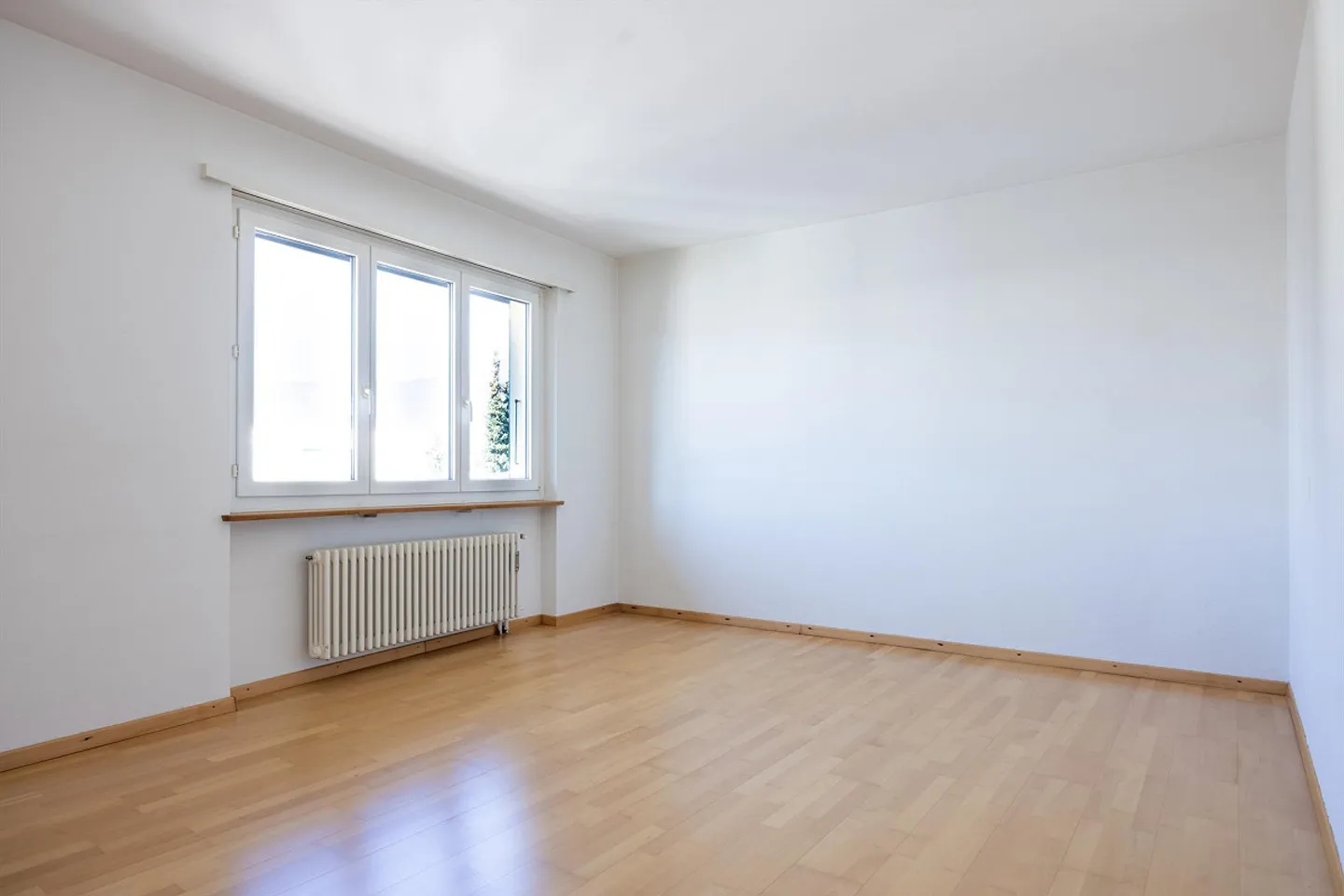 Geräumige Wohnung mit grossem Balkon - Foto 6 von 10