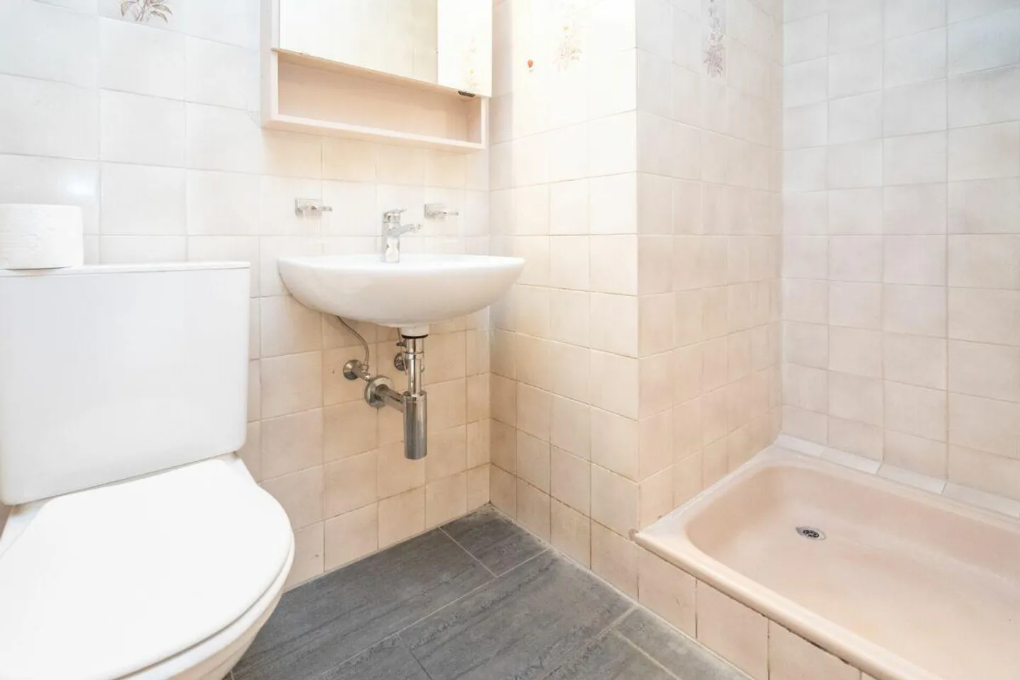 Appartamento 3.5 locali al piano terra a Münchenbuchsee con giardino soleggiato - Foto 7 di 8