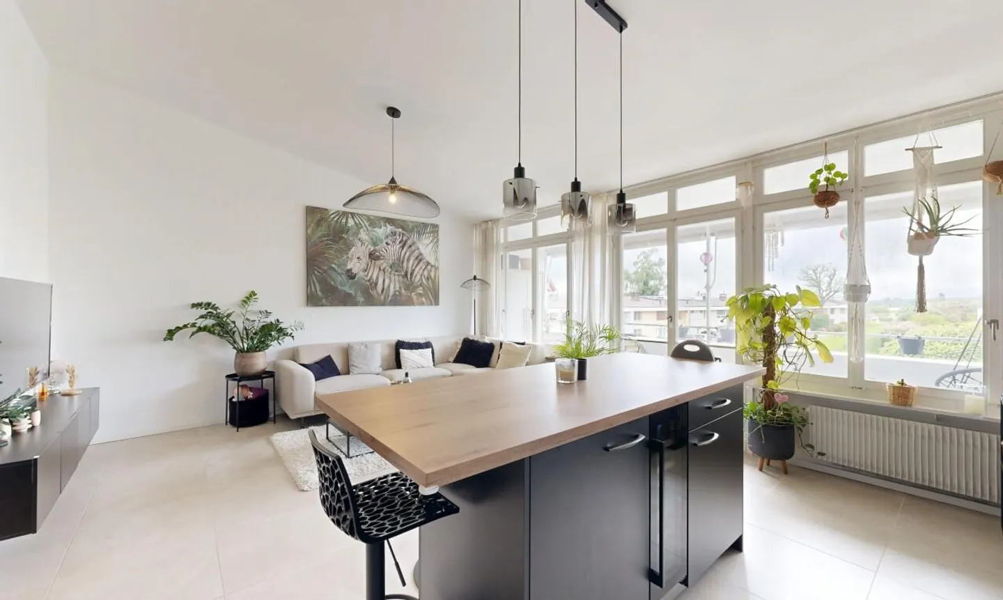 Schönes, vollständig renoviertes Penthouse in Borex - Foto 1 von 11