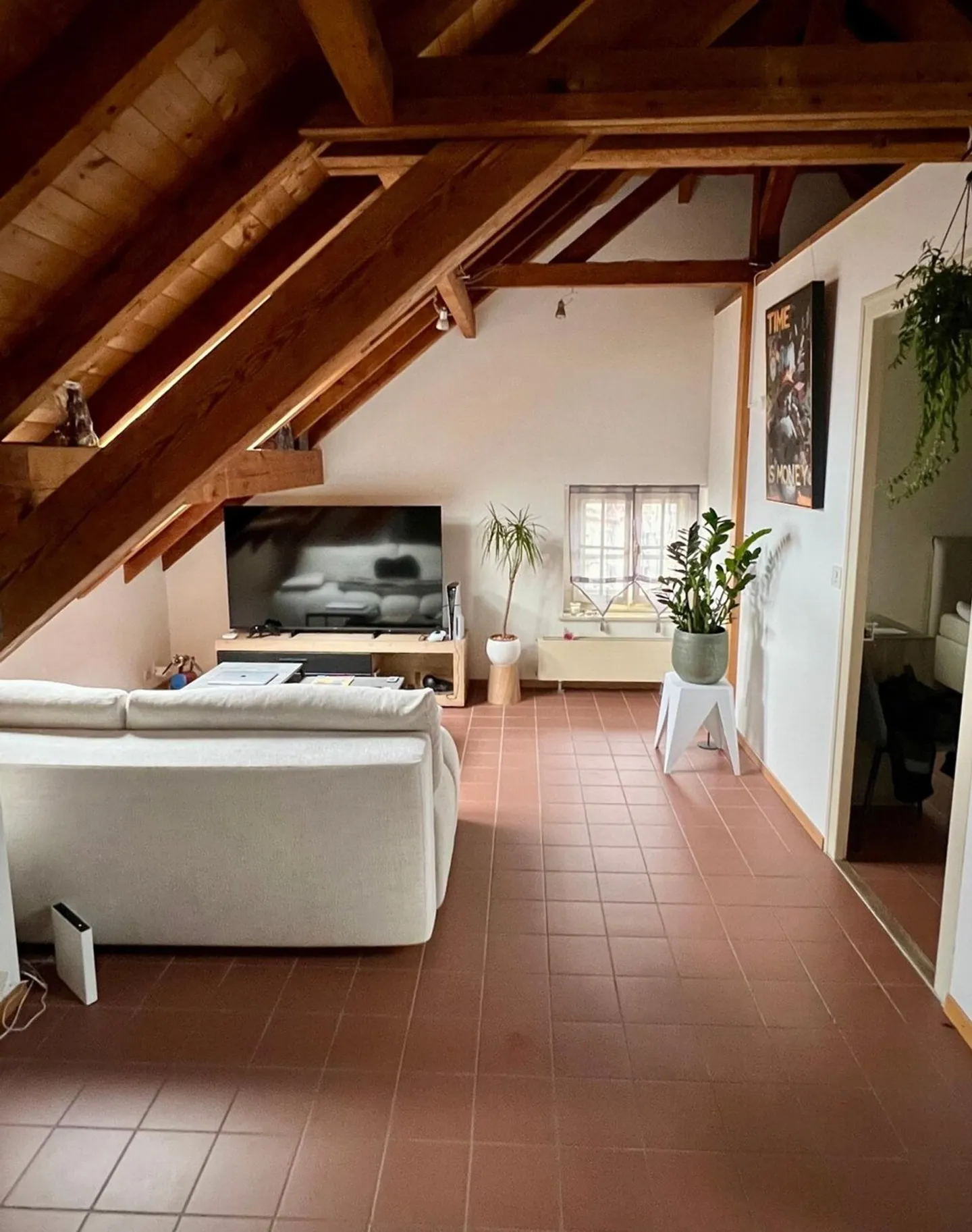 2.5-room apartment on the 2nd floor - Photo 1 of 6