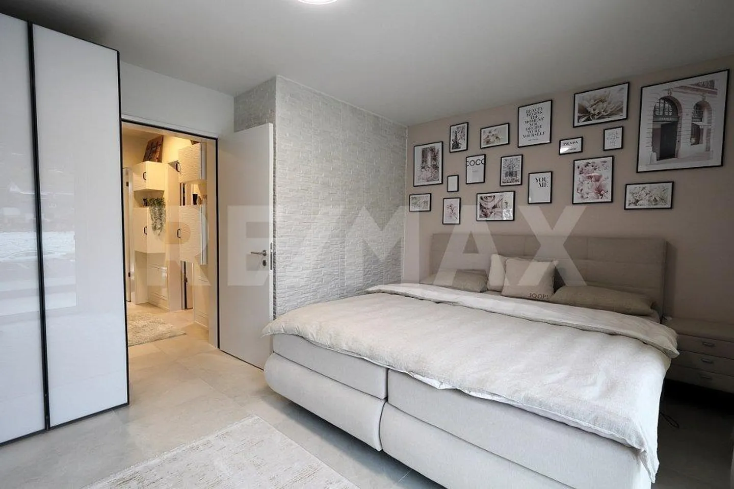 Moderne Doppelhaushälfte in Ruhiger Lage - Foto 8 von 13