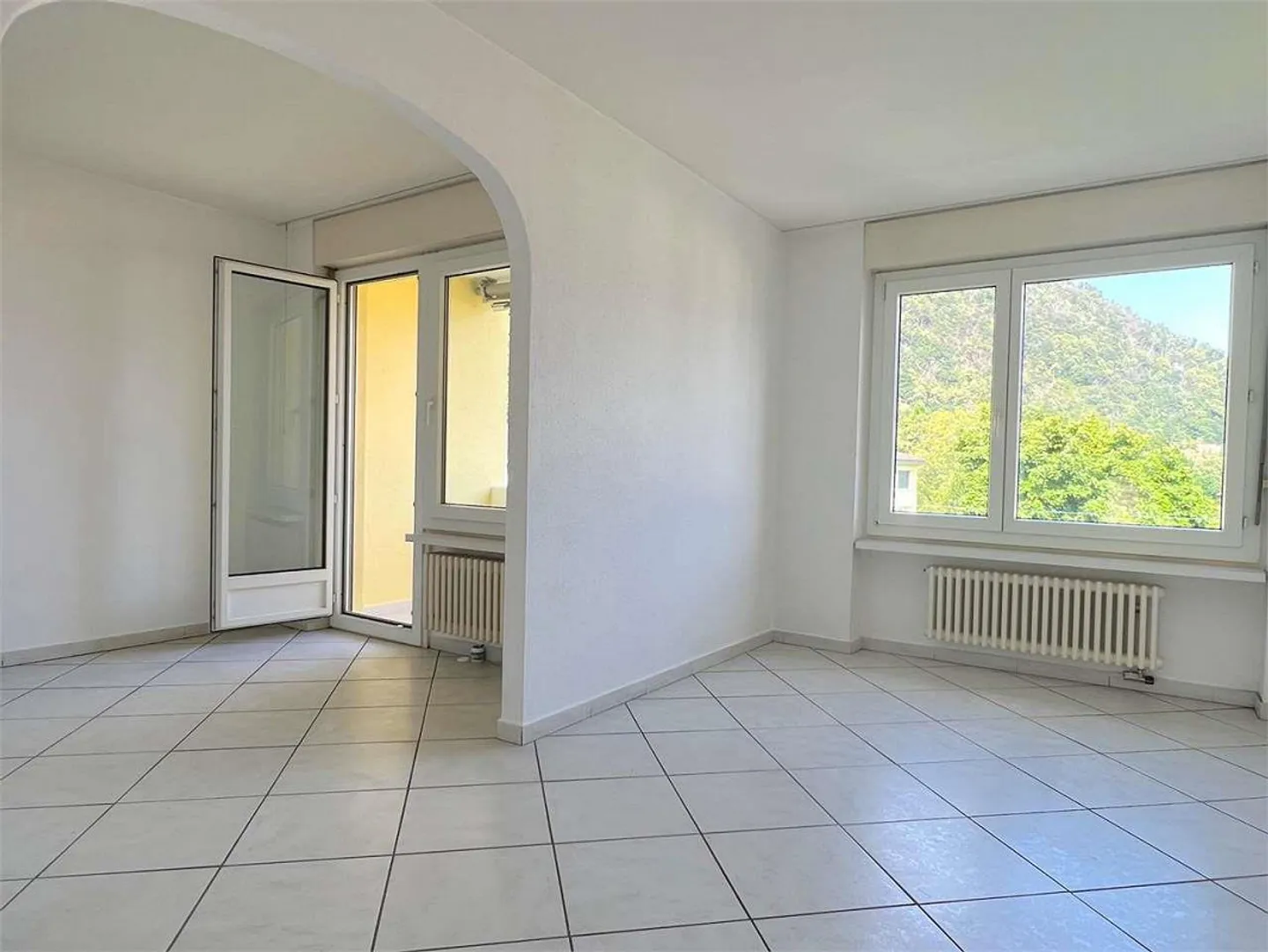 LOSONE - Attico 4,5 locali vicino al fiume - Foto 7 di 11