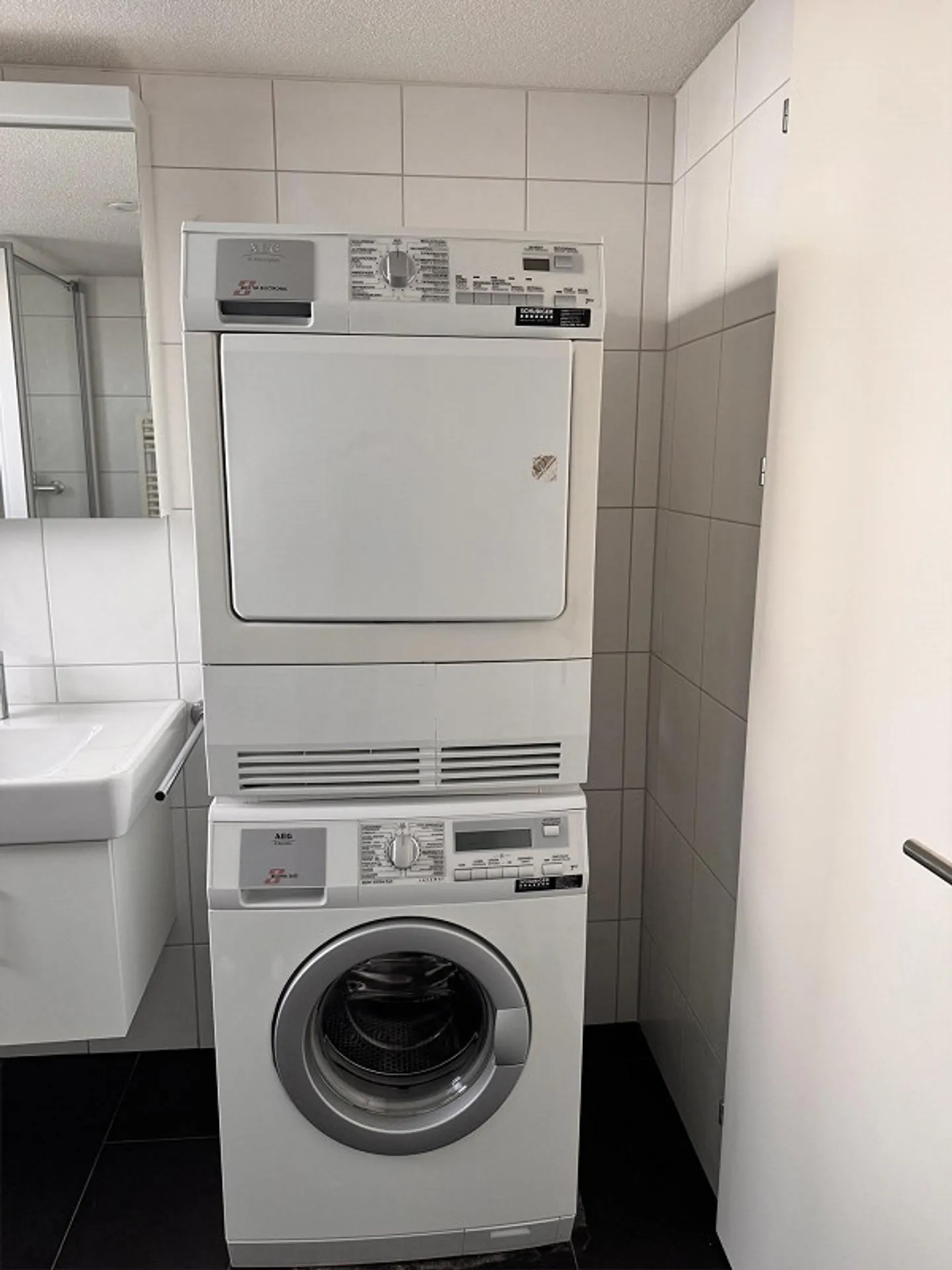 Very easy-going beautiful 3 1/2 room apartment with large terrace - Photo 17 of 23