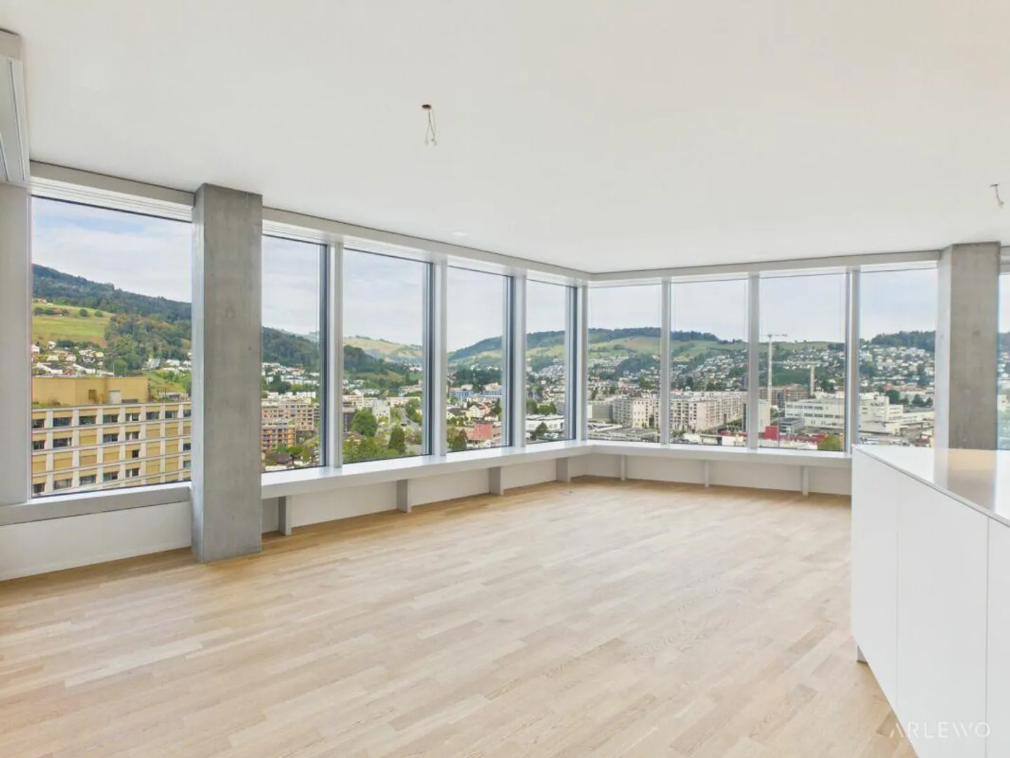 Aussichtsreich und urban Wohnen im Pilatus Tower - Photo 7 sur 13