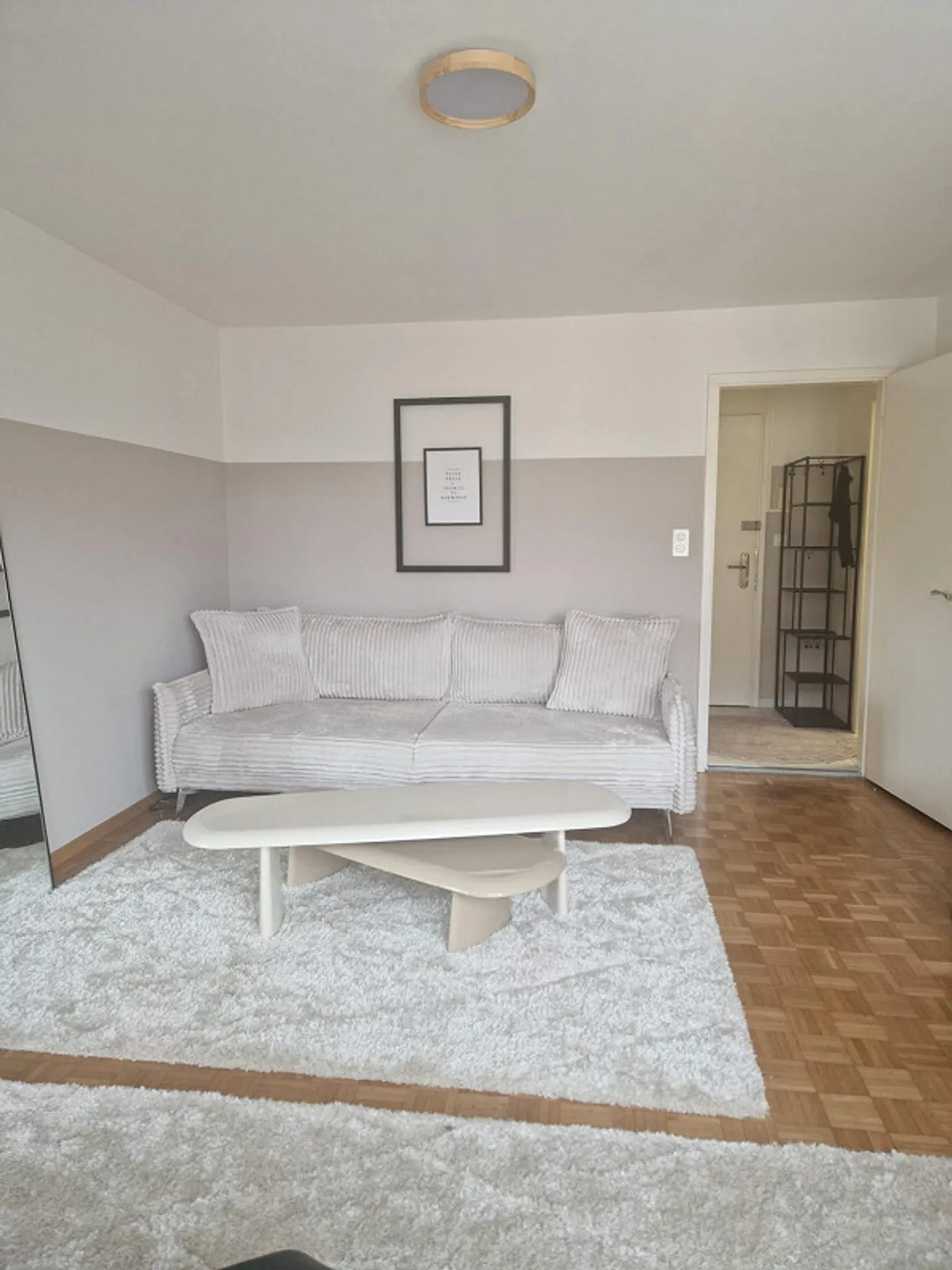 Rare opportunity in Seefeld – prime location at a fair rent - Photo 3 of 7