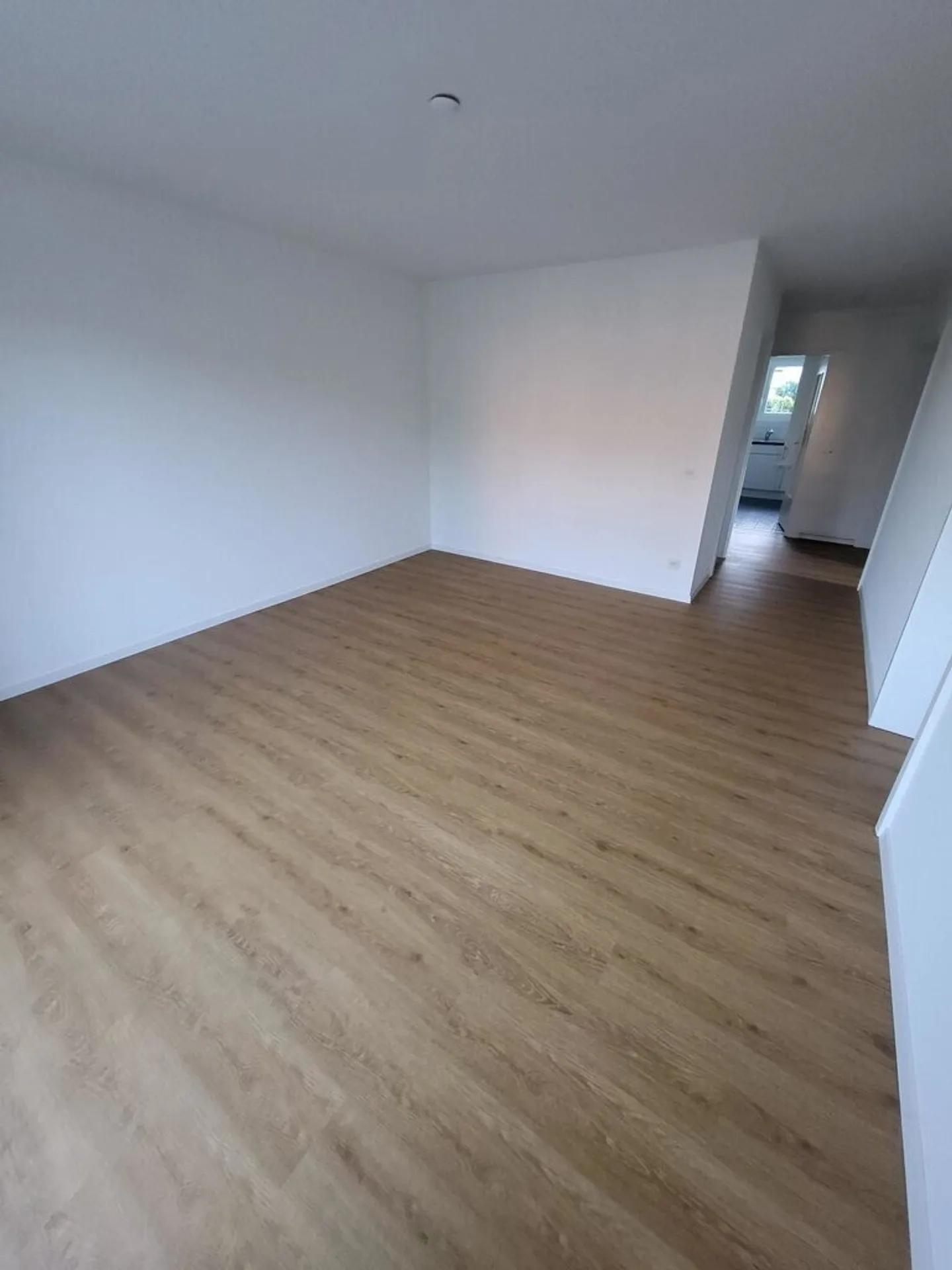 Beautiful apartment with terrace for rent in Marly! - Photo 3 of 9