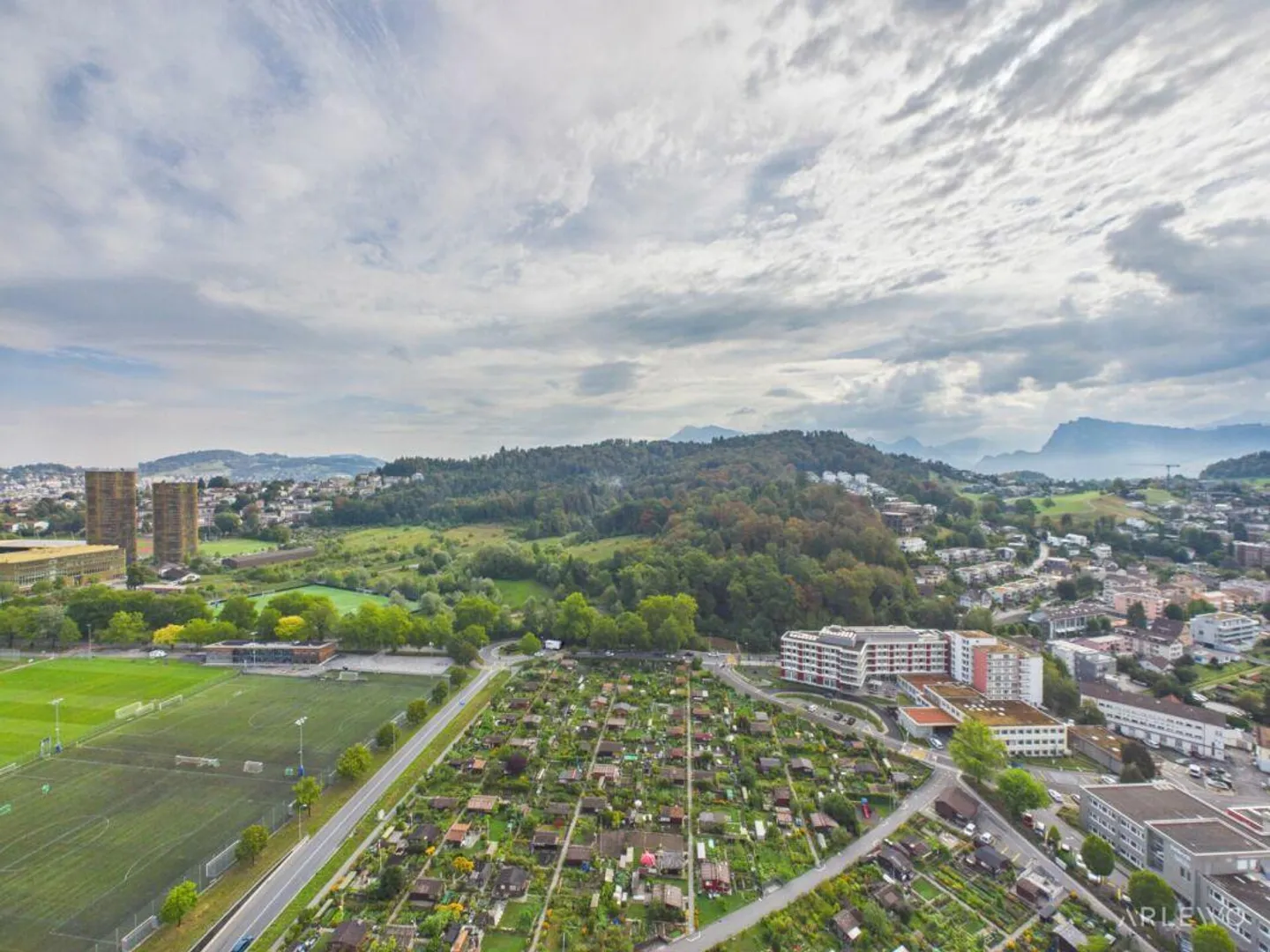 Hoch hinaus im Pilatus Tower - Photo 1 sur 14