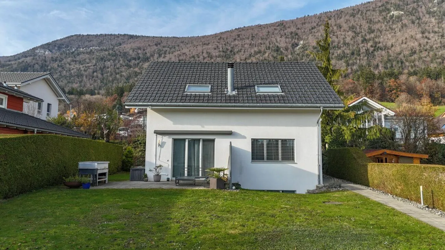 La tua nuova felicità domestica: Casa moderna con giardino spazioso - Foto 1 di 27